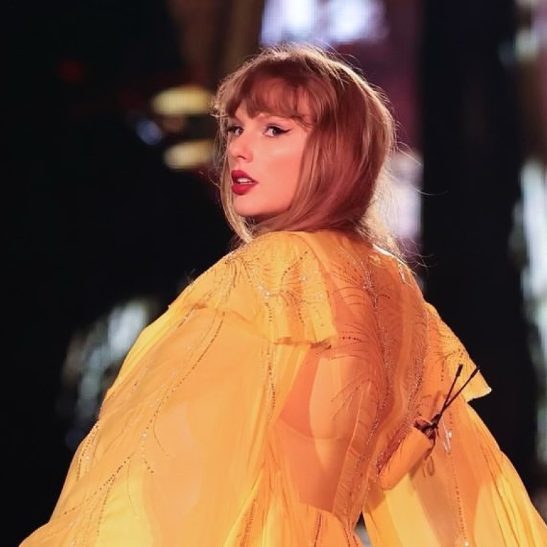 تايلور سويفت 