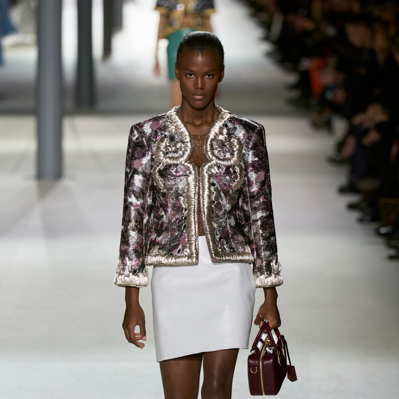 إطلالة من Louis Vuitton