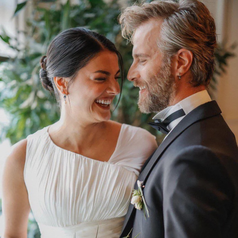 _جفيك Ozgur Cevik وهاتيس كارت أوغلو Hatice Kartoglu