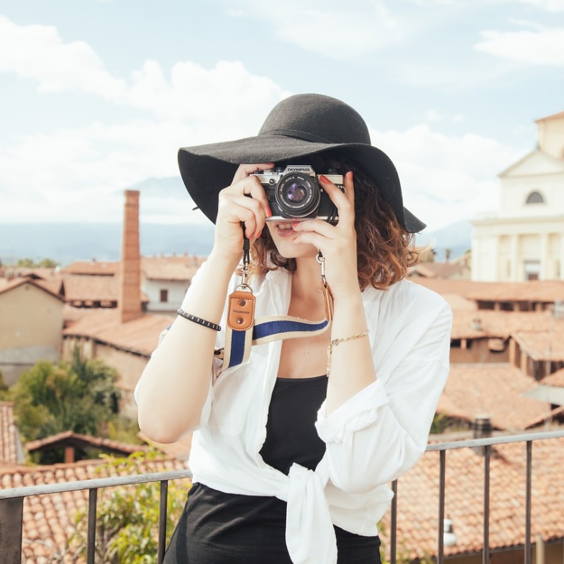 أفضل تطبيقات السفر في 2025 بواسطة SplitShire