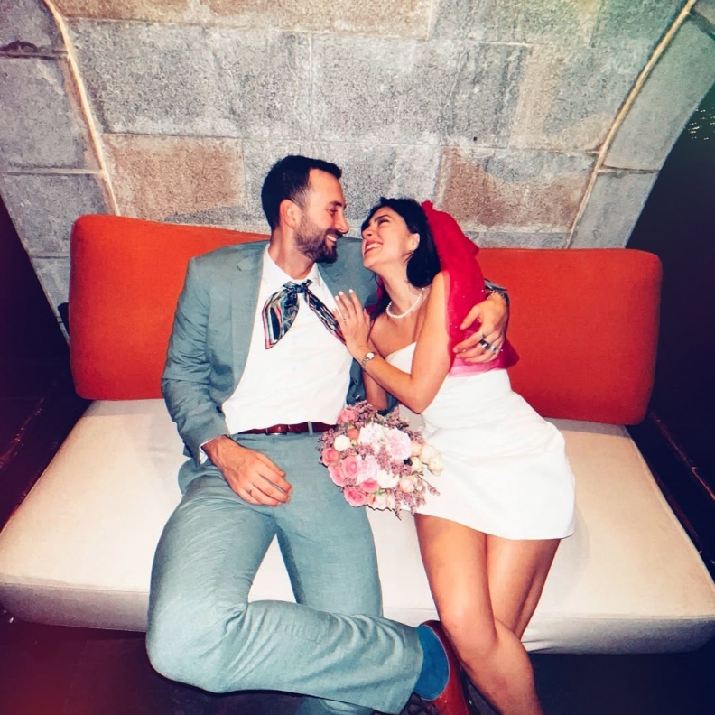 العروسان ستيفاني عطالله وزاف