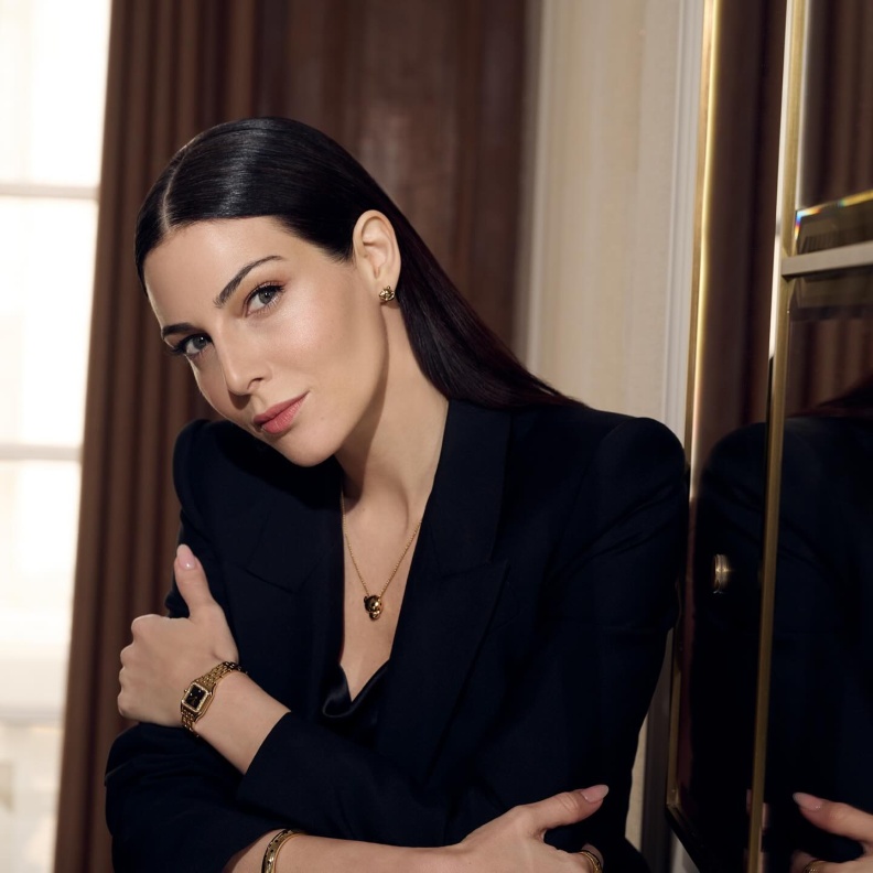 رزان جمال وديما قندلفت بتصاميم مجوهرات بارزة ومميزة