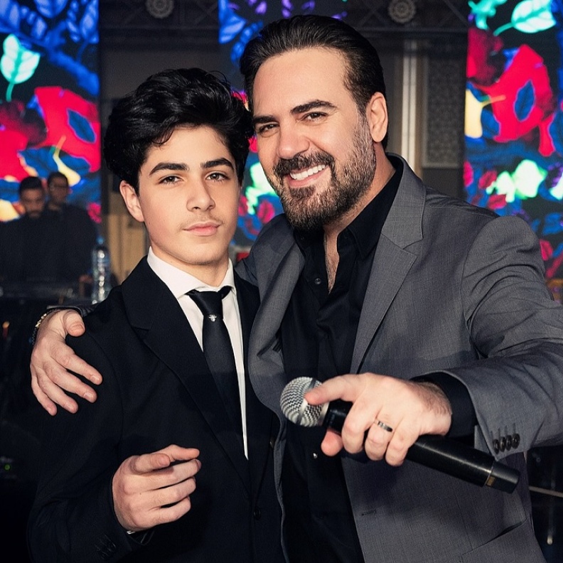 وائل جسار وابنه