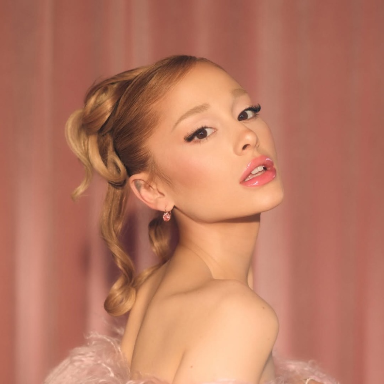 أريانا غراندي