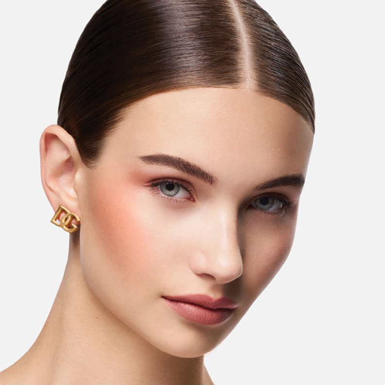  جمال بلا حدود  مع مستحضرات الماكياج الجديدة من  Dolce&Gabbana