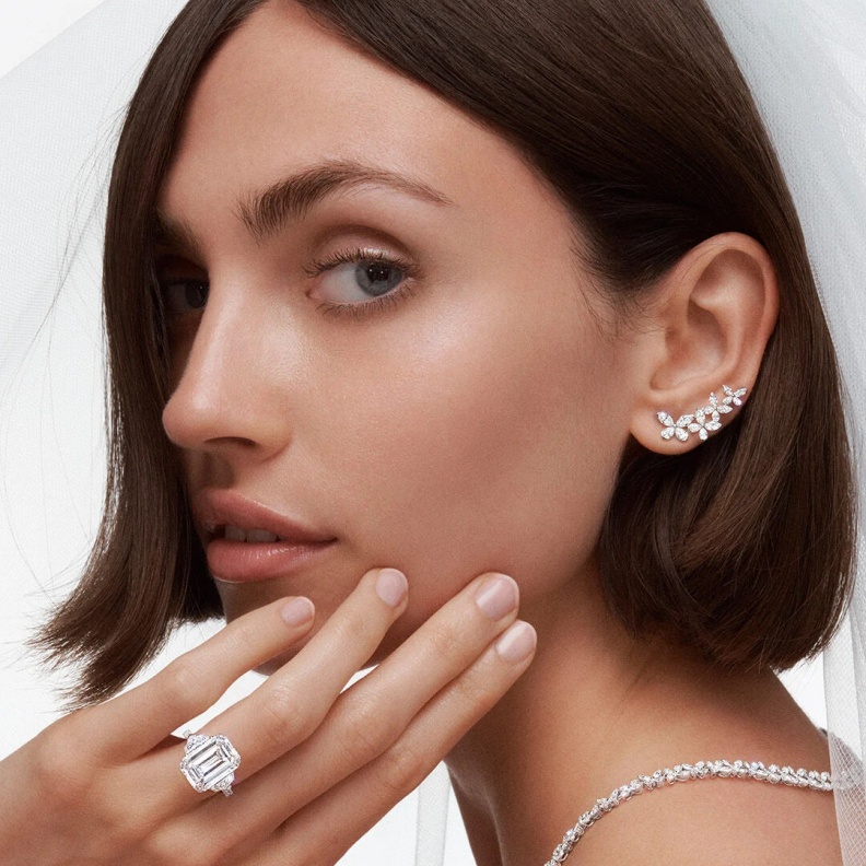 أروع الأحجار الكريمة المعبرة عن الحب الصورة من Graff