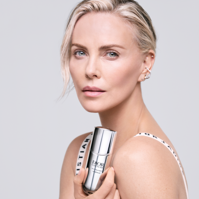 تشارليز ثيرون السفيرة الجديدة لـ Dior CAPTURE