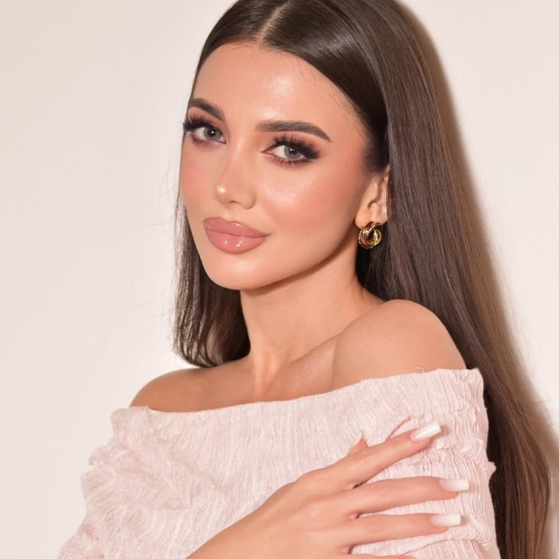 من مكياج خبيرة التجميل السعوديه شهد الخطابي
