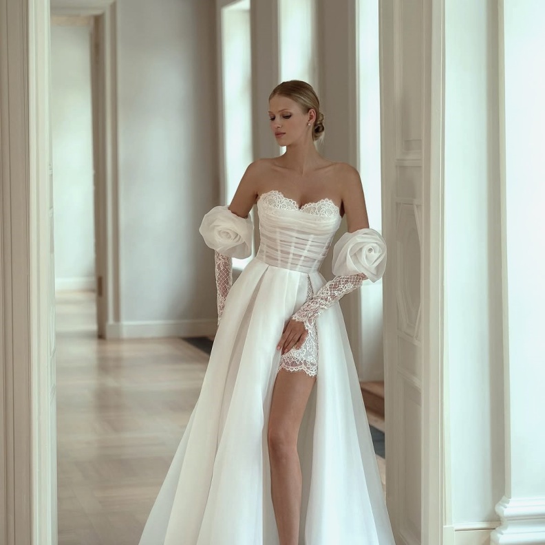 فستان زفاف بالتول مع أكمام منفصلة من دار هرمز العرائسية العالمية