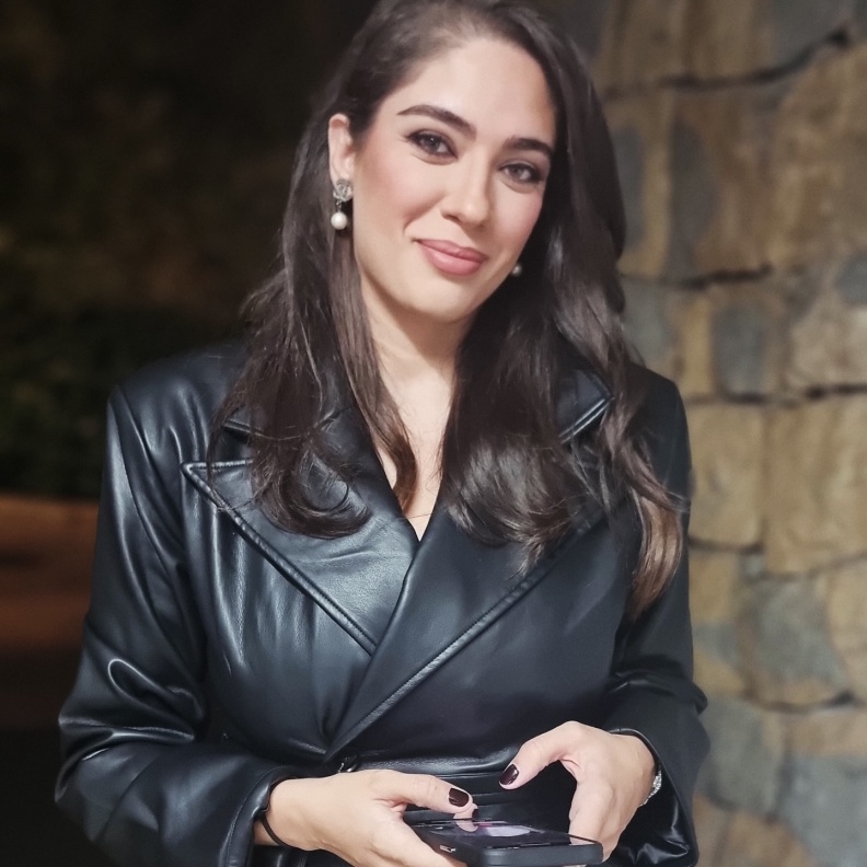 نادين ويلسون من مواليد 8 فبراير