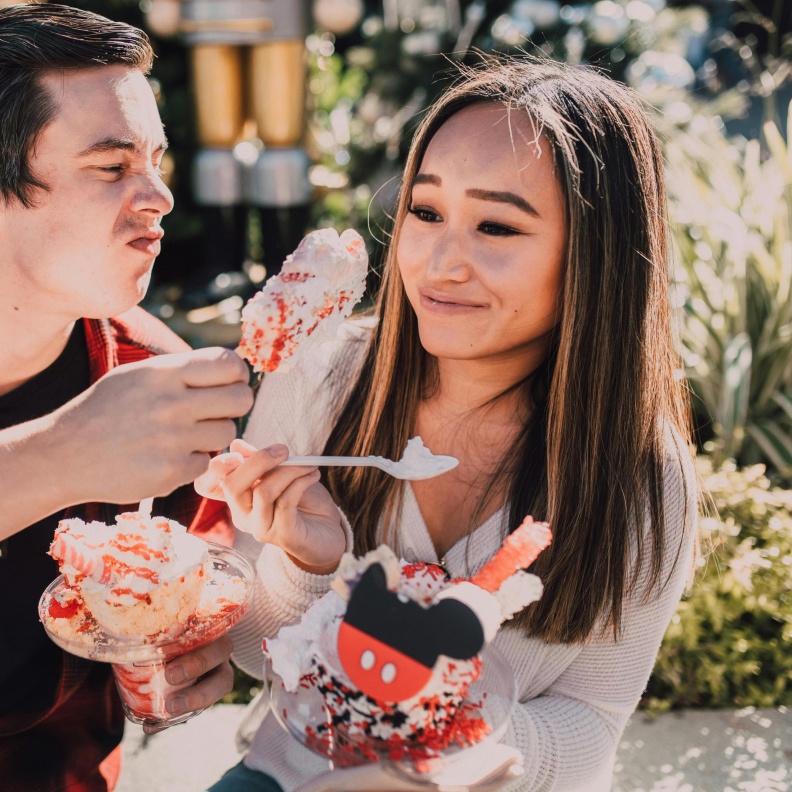 الحب يملأ الأجواء: تجارب طعام ساحرة للاحتفال بعيد الحب في هذه المطاعم