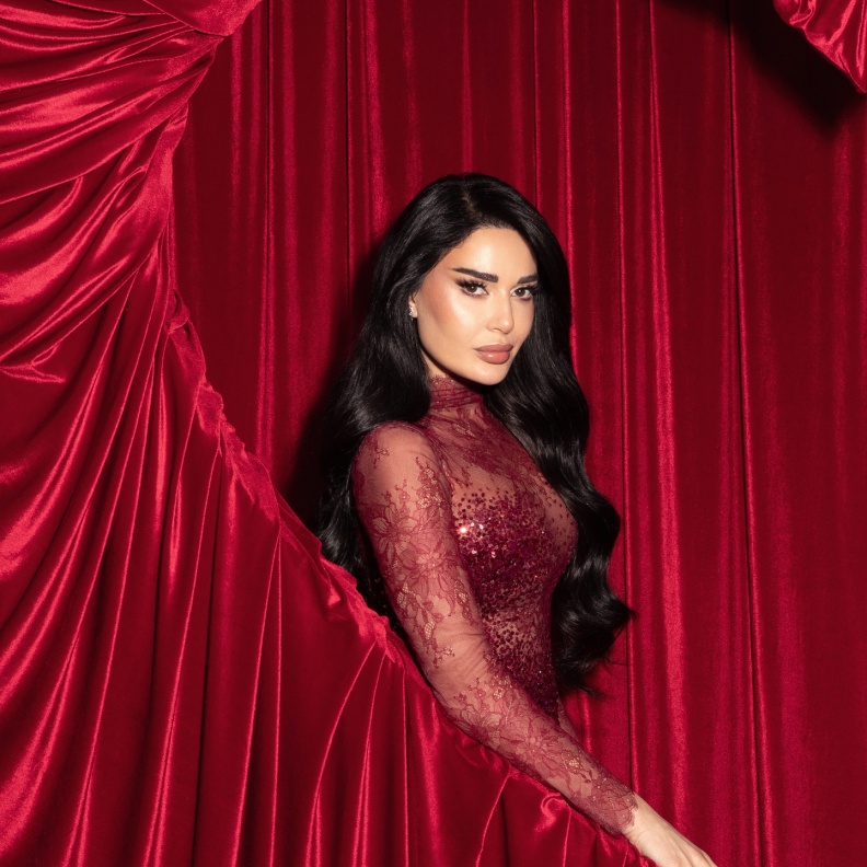 سيرين عبد النور تستقبل عامها الجديد بتصاميم مجوهرات استثنائية