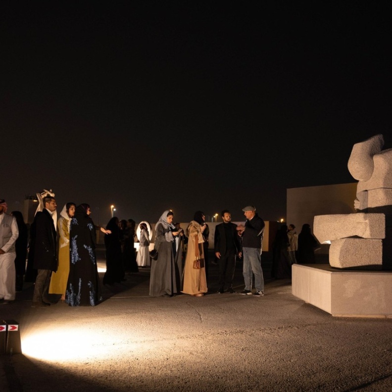 معرض طويق للنحت يفتتح أبوابه للزوار لمشاهدة 30 منحوتة عالمية