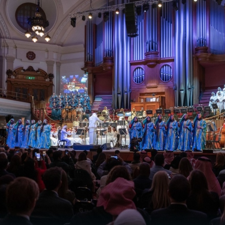 من عروض الأوركسترا والكورال الوطني السعودي