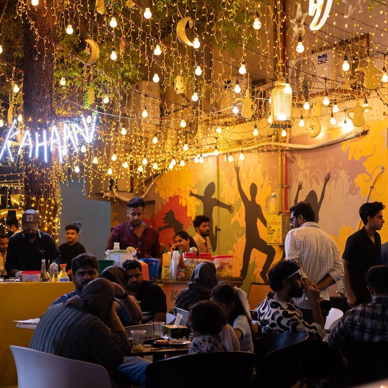 دليلكم الشامل لأبرز فعاليات وتجارب دبي الترفيهية والفنية والرياضية خلال مارس