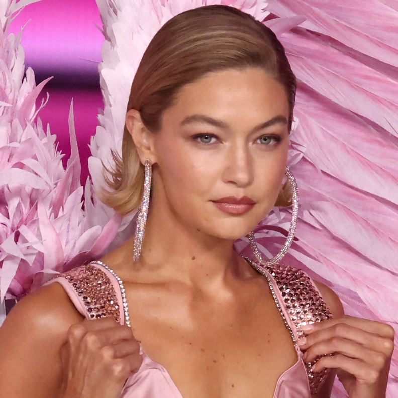  جيجي حديد صورة من ا اف ب