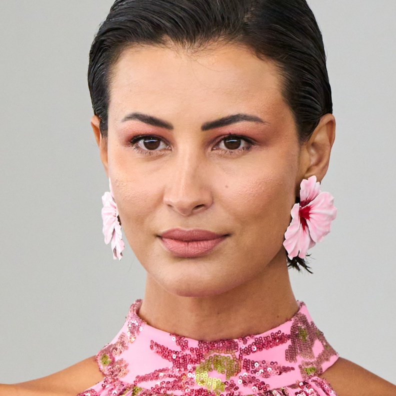 ريم السعيدي من عرض دار Dima Ayad