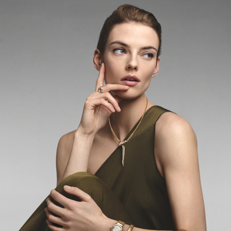 تعاون مُثمر بين Mytheresa والدار الإيطالية الراقية Bvlgari