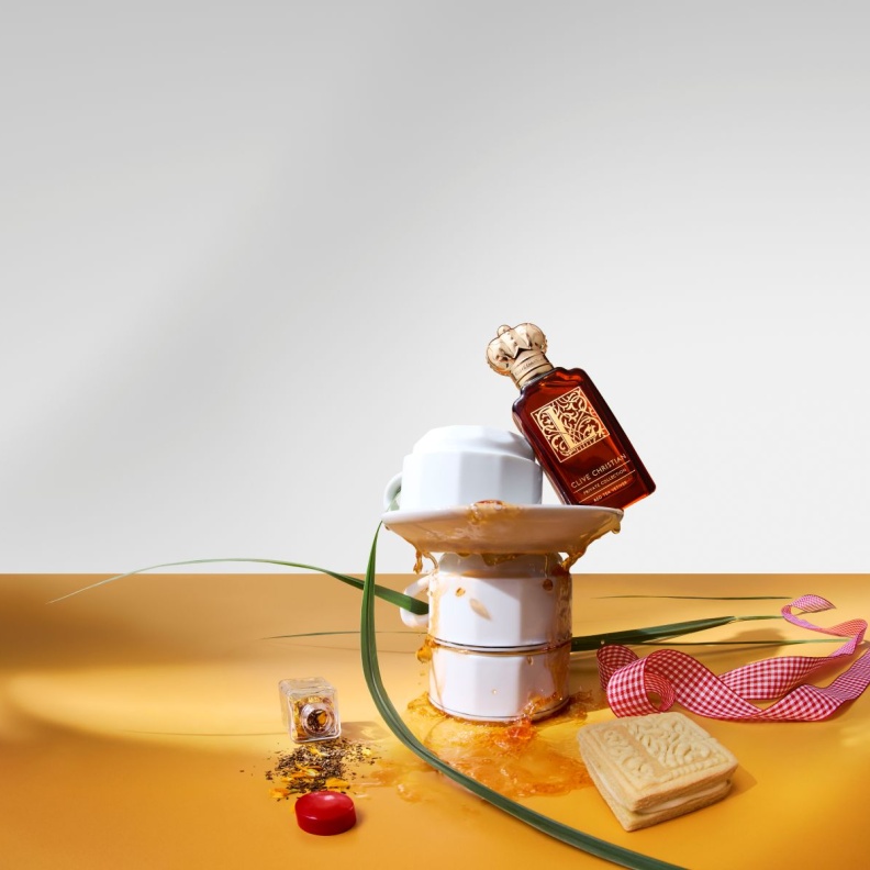 "كلايف كريستيان" تكشف عن عطرها الجديد L Red Tea Vetiver