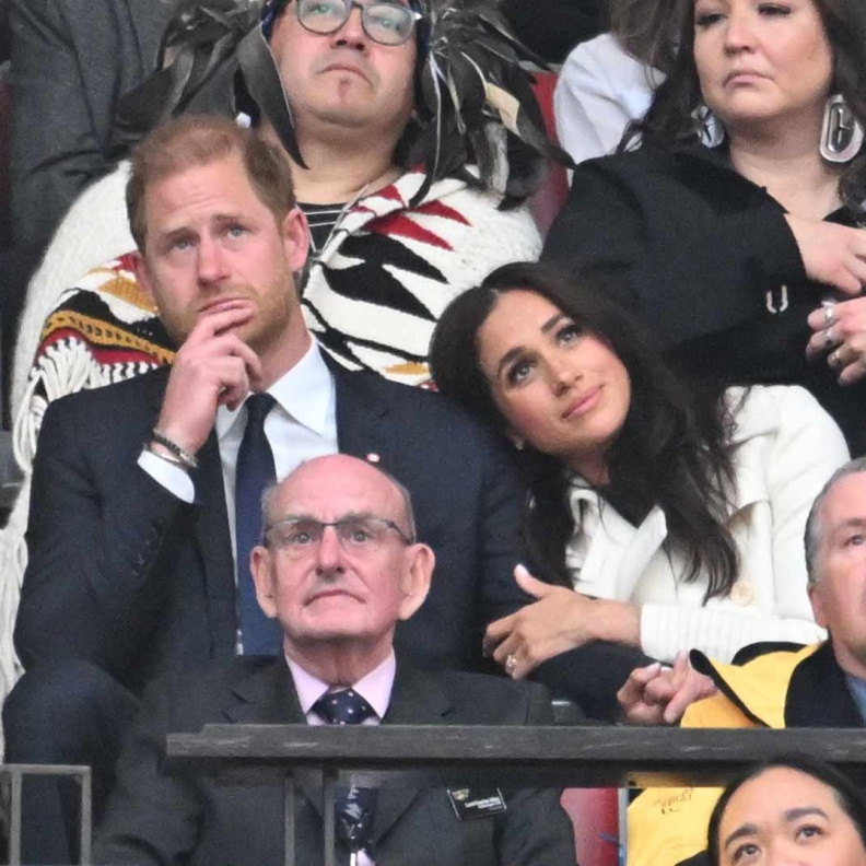 بقبلة عاطفية دوق ودوقة ساسكس يفتتحان دورة إنفيكتوس في كندا