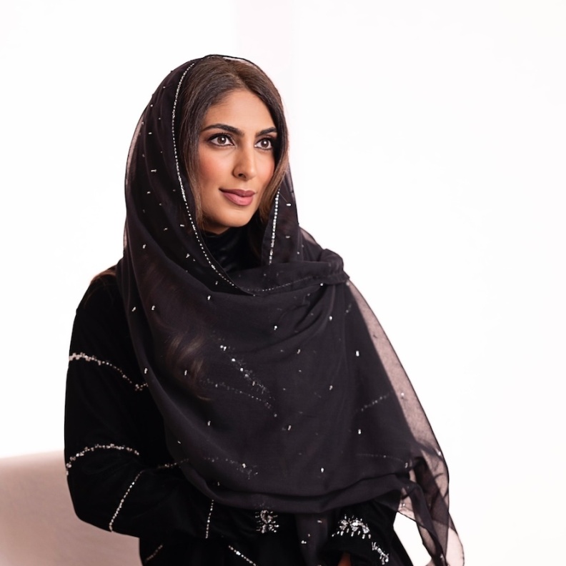 خاص لـ"هي": رائدة الأعمال السعودية صبا العمودي ترسم قصة شغف يُعيد ملامح الإبداع في جدة