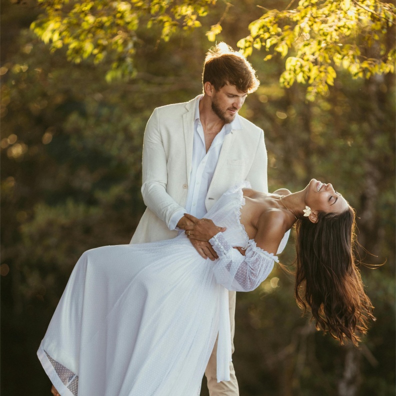 اللون الأبيض دليل على شخصية  صادقة ومسالمة