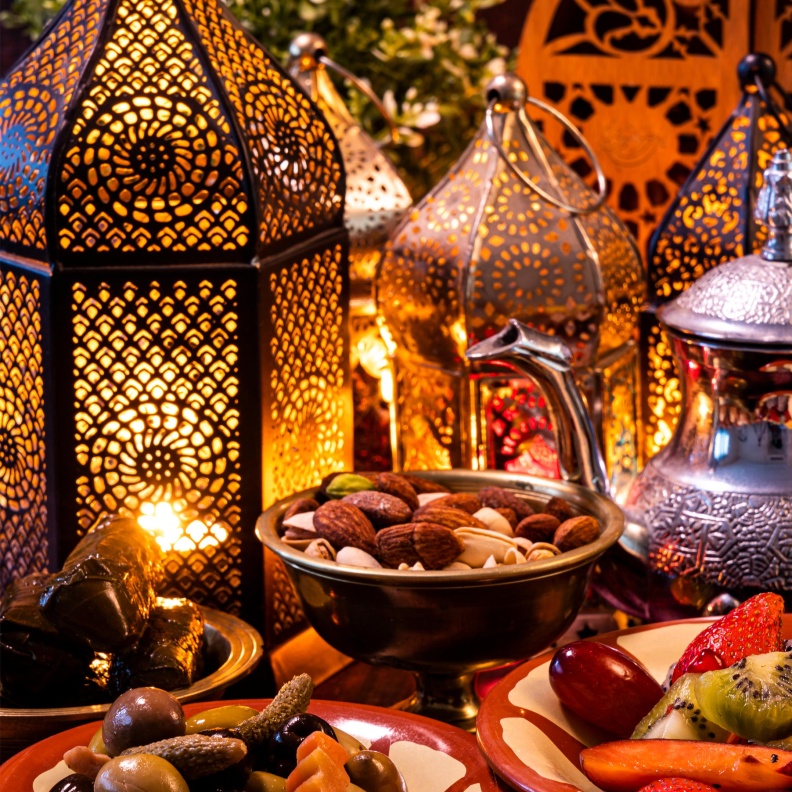 أشهى وجبات الإفطار والسحور خلال شهر رمضان في فنادق دبي