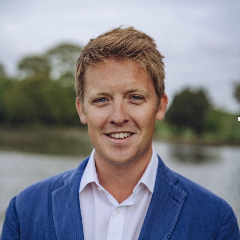 أغنى أفراد العائلة المالكة يستعد للأبوة