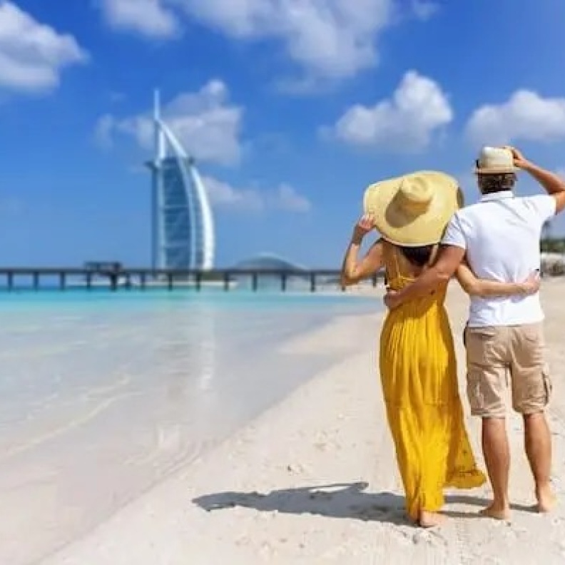 دبي يتوفر فيها العديد من المواقع والأماكن المثالية لممارسة رياضة المشي
