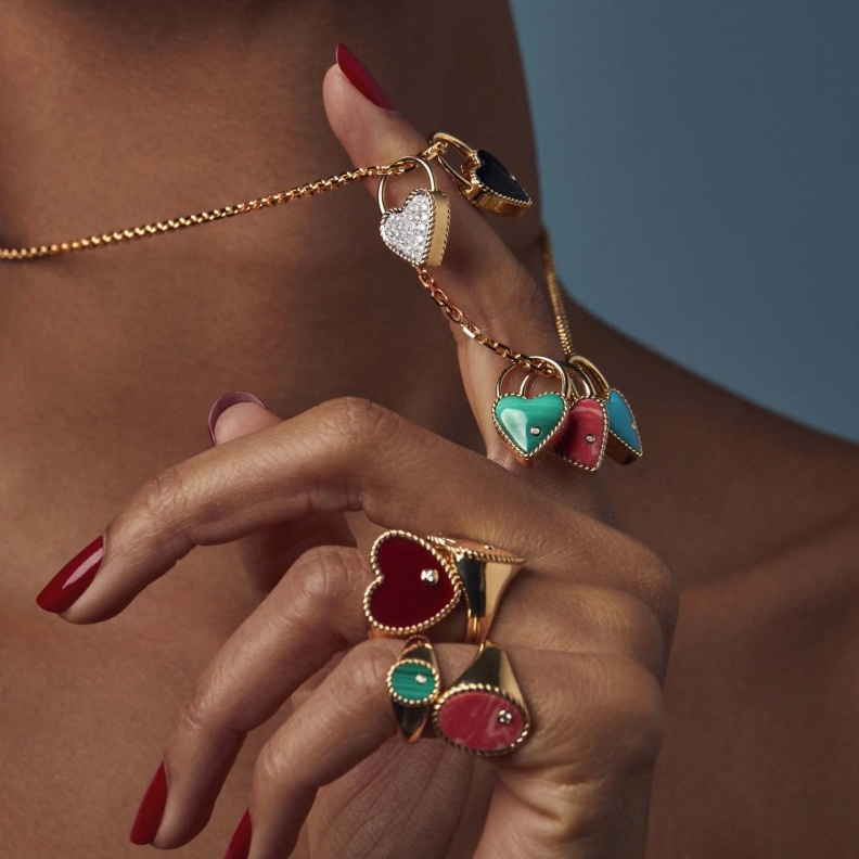 قلادة Cadenas Coeur من  Yvonne Léon