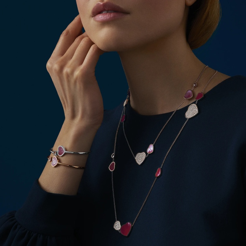 قلادة Happy Hearts من شوبارد Chopard