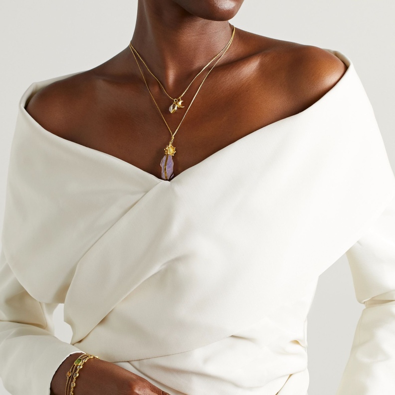 مجوهرات من وحي الزهور لاطلالتك الربيعية الصورة من قلادة من Pippa Small