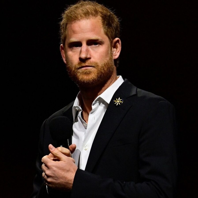 محكمة أمريكية تقضي بنشر سجلات هجرة الأمير هاري السرية