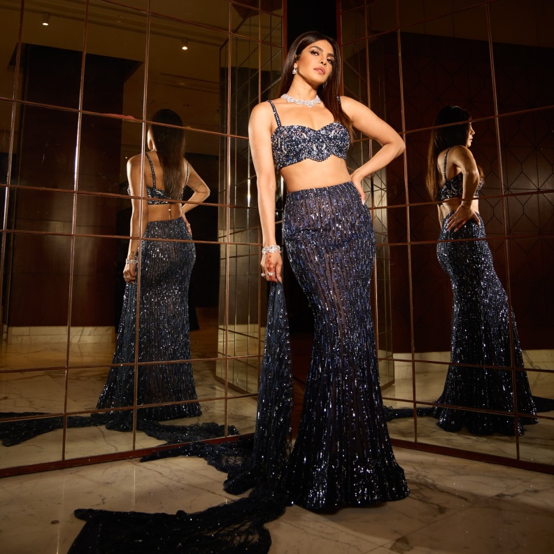 نجمات شكلنّ علامة فارقة في تنسيق قطع المجوهرات الفارهة