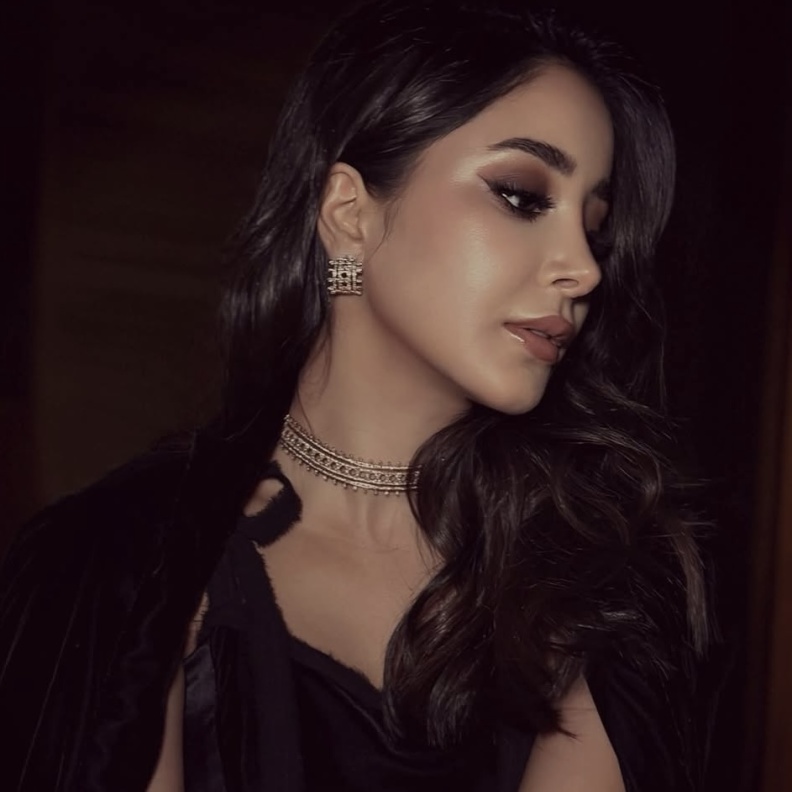 صورة من حساب اسيل عمران على انستغرام