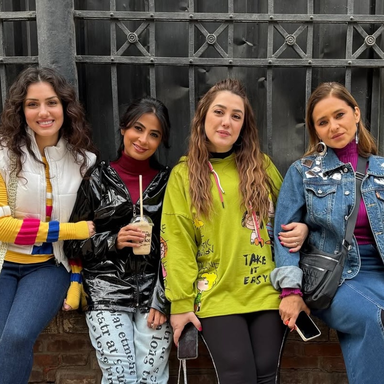 نجمات مسلسل "إخواتي"