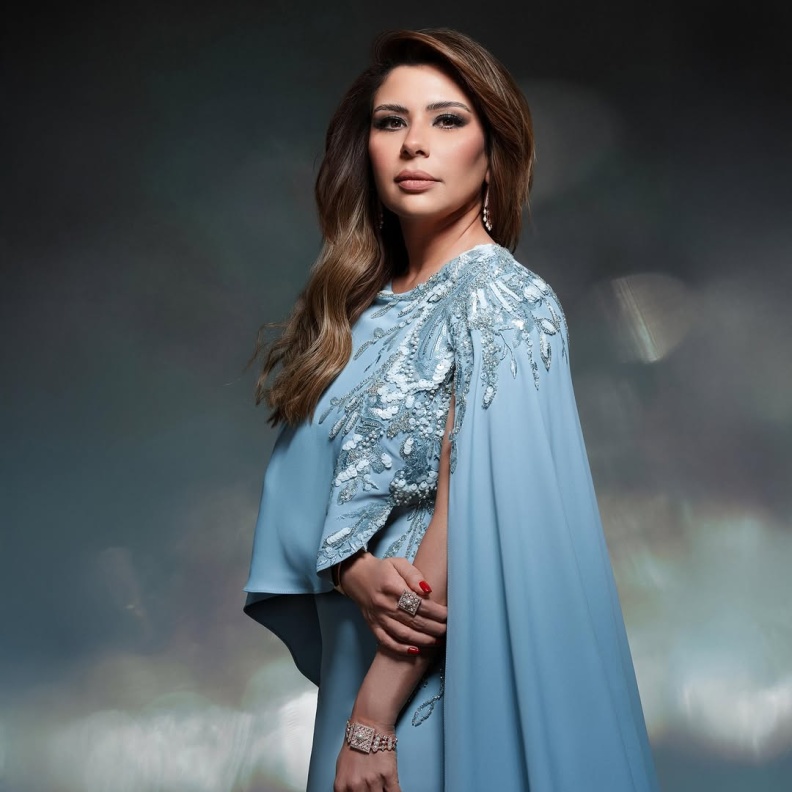 إطلالات رمضانية راقية: تألقي بأسلوب النجمات السعوديات في الإفطار وعيد الفطر