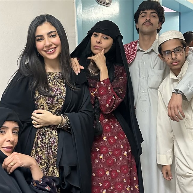 نجوم شارع الأعشى