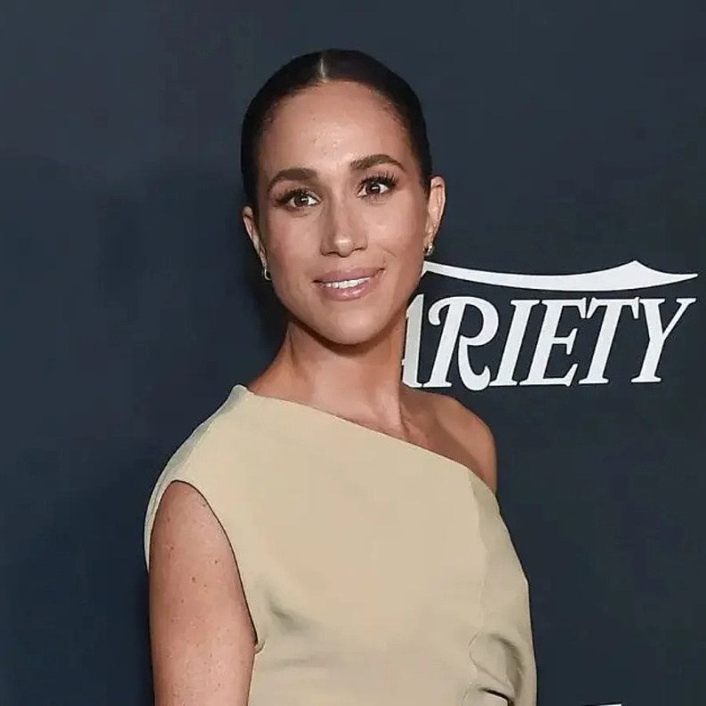 ميغان ماركل تعلن حلول الربيع بصورة لابنتها ليليبيت