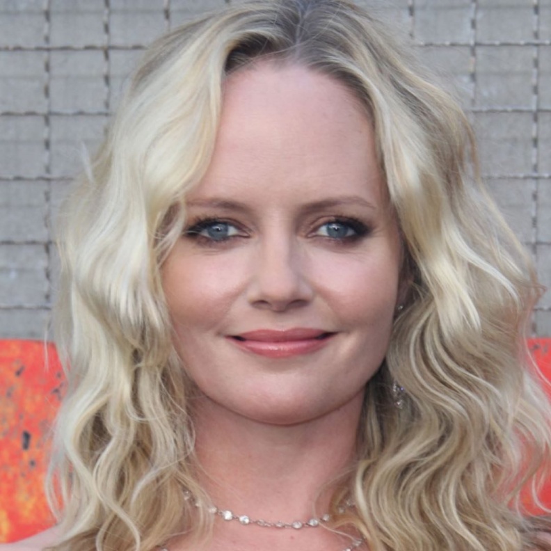 مارلي شيلتن Marley Shelton مواليد 12 أبريل