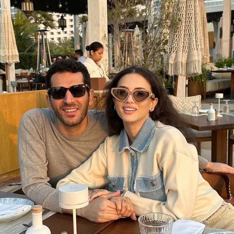 إيمان الباني ومراد يلدريم 