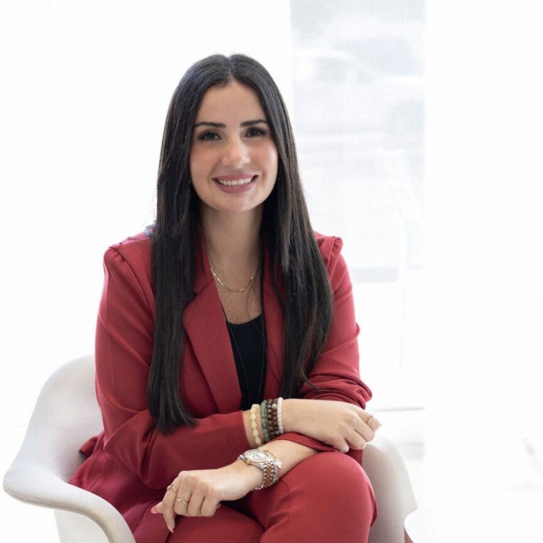 زينة جفري من أبرز 5 متحدثات سعوديات