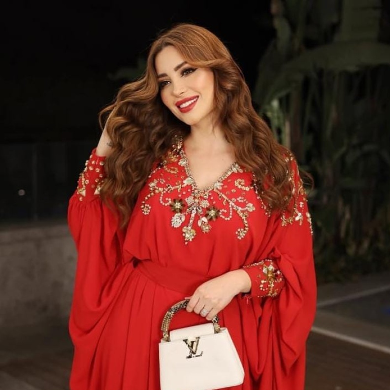 نسرين طافش بمجوهرات أنيقة ذات رونق خاص