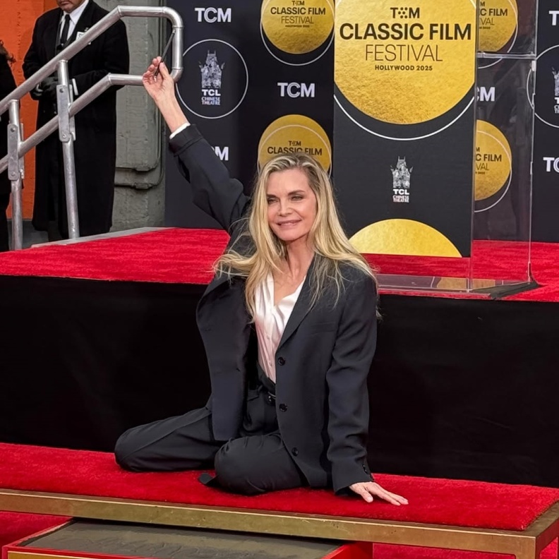 ميشيل فايفر