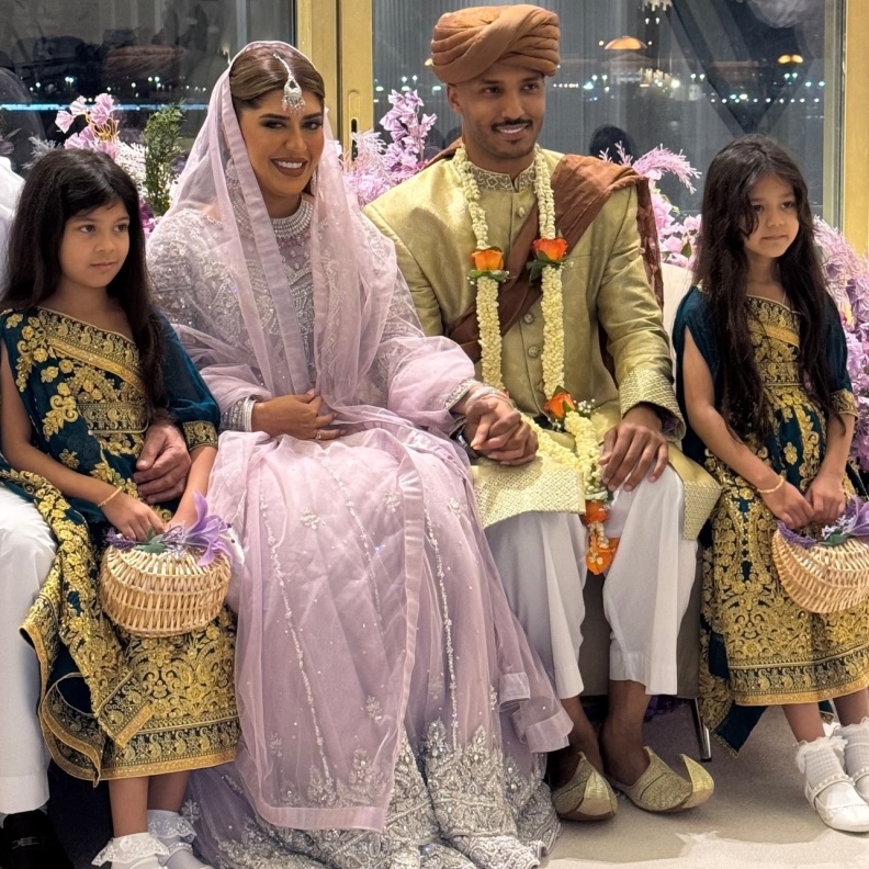 نايف هزازي وهديل خان