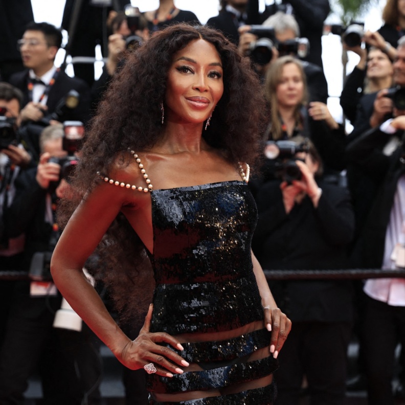 العارضة الأيقونية ناعومي كامبل