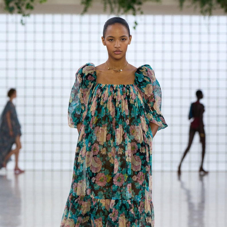 إطلالة من Chloe