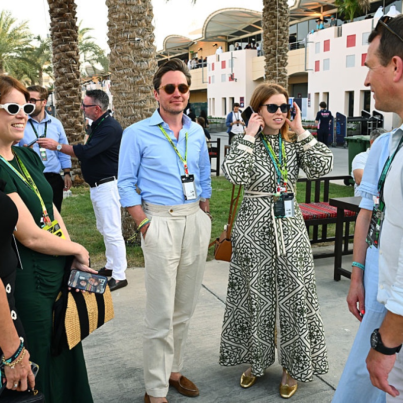 الأميرة بياتريس تخطف الأنظار بإطلالة ملكية مذهلة