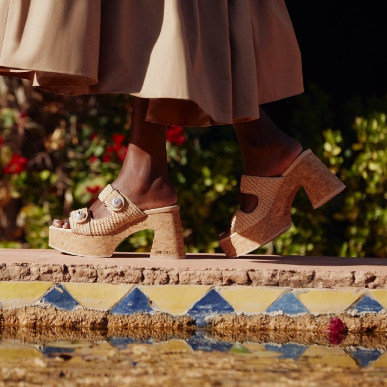 "خُطى صيفية"... أحذية ستغيّر قواعد اللعبة في 2025