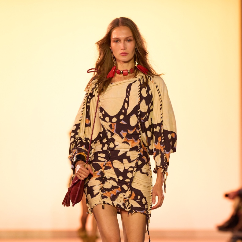 إطلالة من Isabel Marant